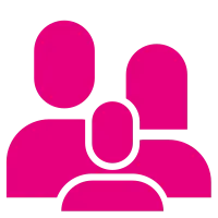 Drei stilisierte, pinke Personen-Symbole stehen für Familie oder Gemeinschaft.